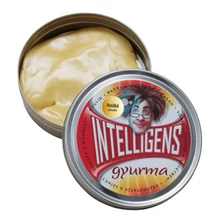 Intelligens Gyurma holdk?