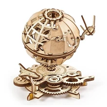 UGears Glóbusz összerakva