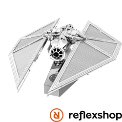 Metal Earth Zsivány egyes Tie Striker űrrepülő - lézervágott acél makettező szett