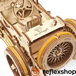 UGEARS U-9 Grand Prix versenyautó | közeli2