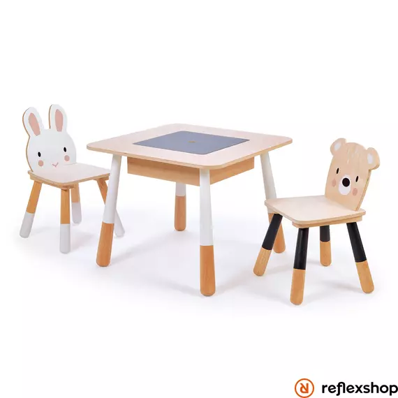 Fa kisasztal és székek