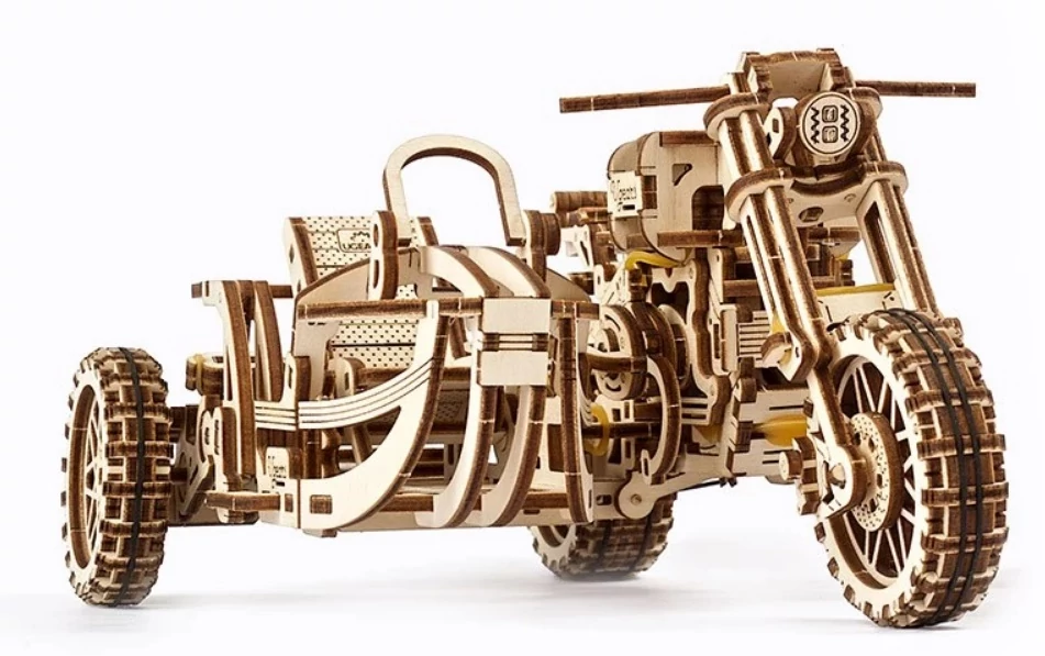 sticky UGEARS Oldalkocsis motor - mechanikus modell